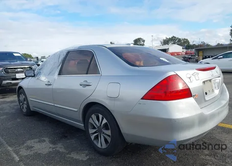 2006 Honda Accord 2.4 Ex из США, поврежденный, VIN JHMCM56846C004053